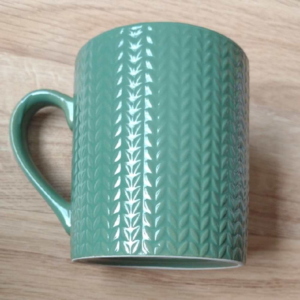Textured Sage Green 18 Oz. Mug Crafted by Design Pac  Rare Find